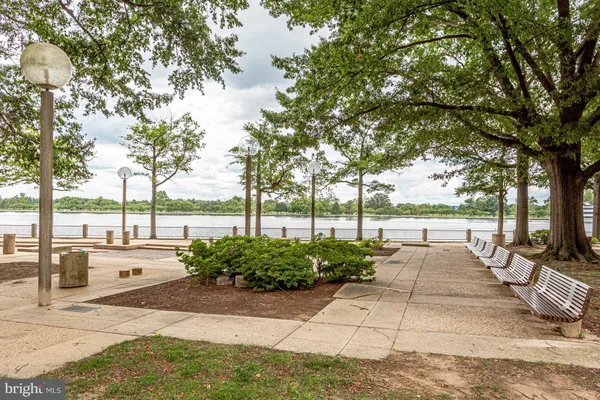 $3,695 | 1425 4th Street Southwest, Unit A305, Washington, DC 20024