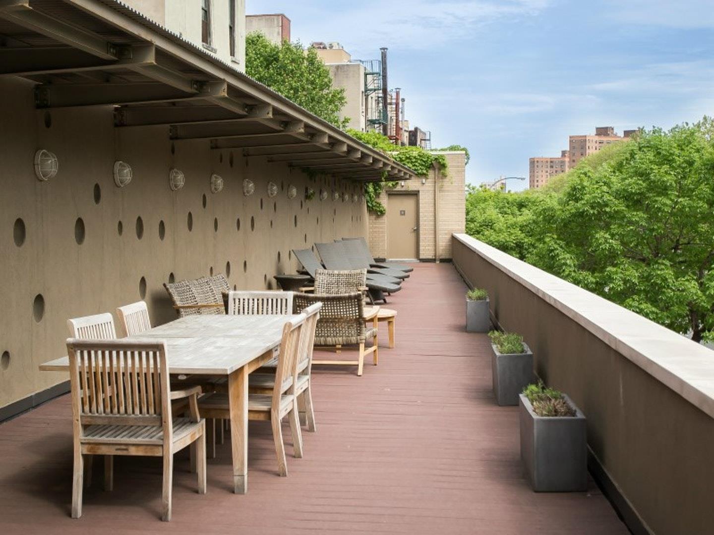 1 Avenue B, Unit 5A Manhattan, NY 10009 - Photo 7 of 9