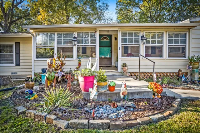 $435,000 | 1641 Ben Davis Road, Garland, TX 75040