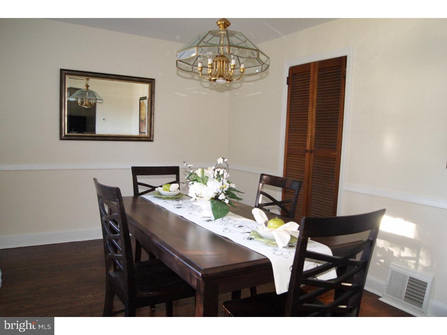 429 Pembroke Road Havertown, PA 19083 - Photo 7 of 21