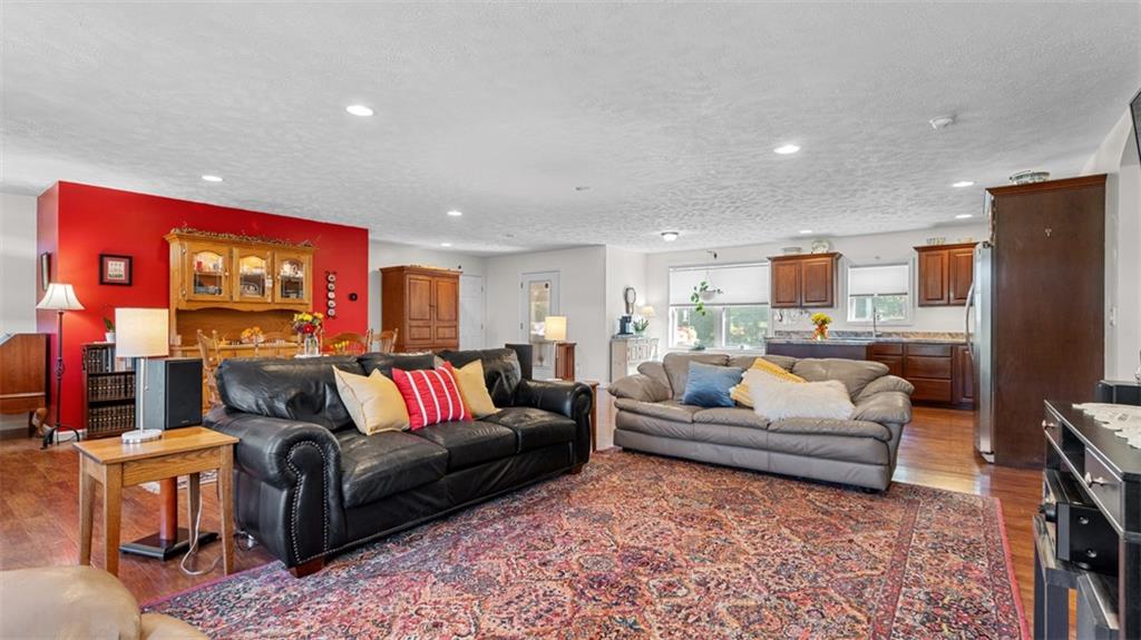 1022 Winfield Road Cabot, PA 16023 - Photo 8 of 46