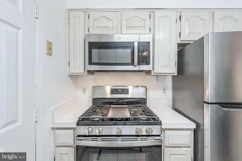 $295,000 | 4808 Moorland Lane, Unit 314, Bethesda, MD 20814