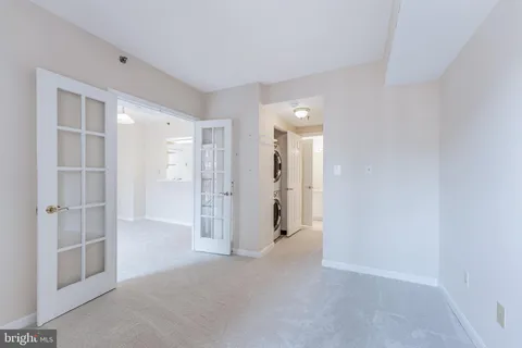 $295,000 | 4808 Moorland Lane, Unit 314, Bethesda, MD 20814