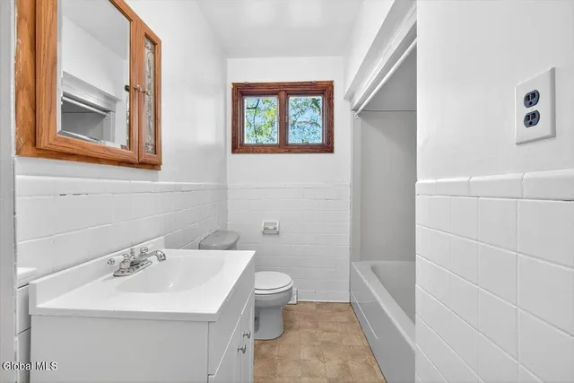 $299,900 | 13 Veterans Street, Poestenkill, NY 12140