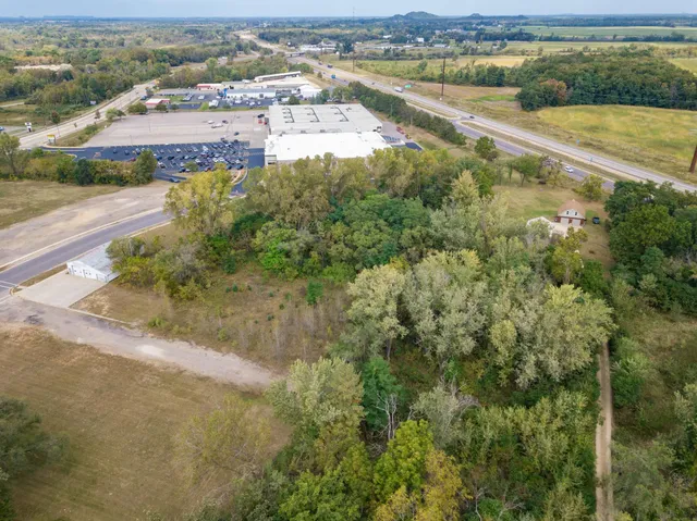 $18,900 | .53-acres Prospect Avenue, Mauston, WI 53948