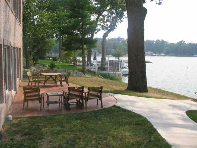 650 Spring Beach Road Rome City, IN 46784 - Photo 3 of 8
