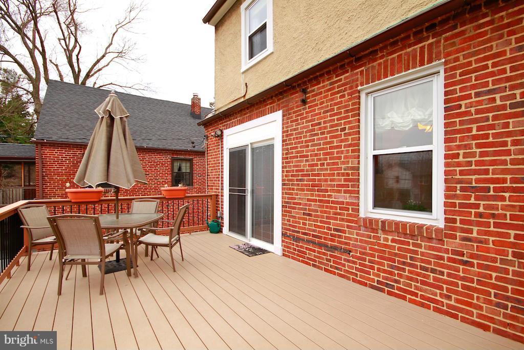 615 Anneslie Road Baltimore, MD 21212 - Photo 23 of 30 Large Rear Deck
