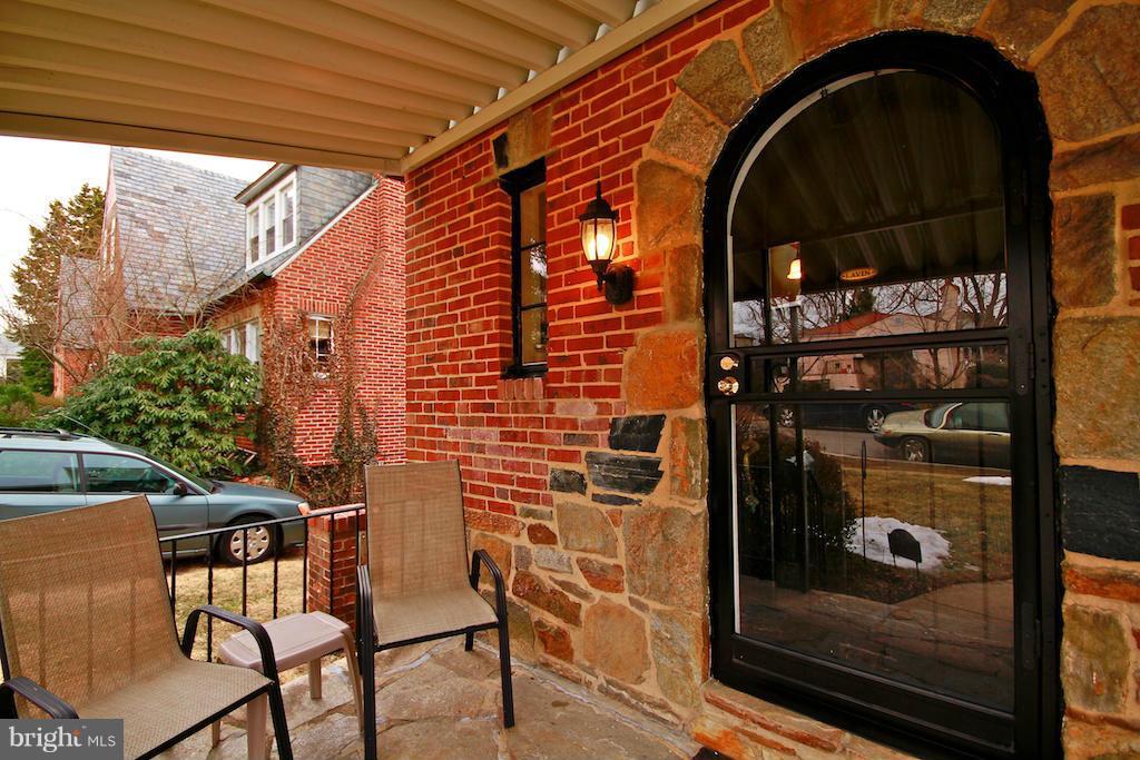 615 Anneslie Road Baltimore, MD 21212 - Photo 25 of 30 Cozy Covered Front Porch