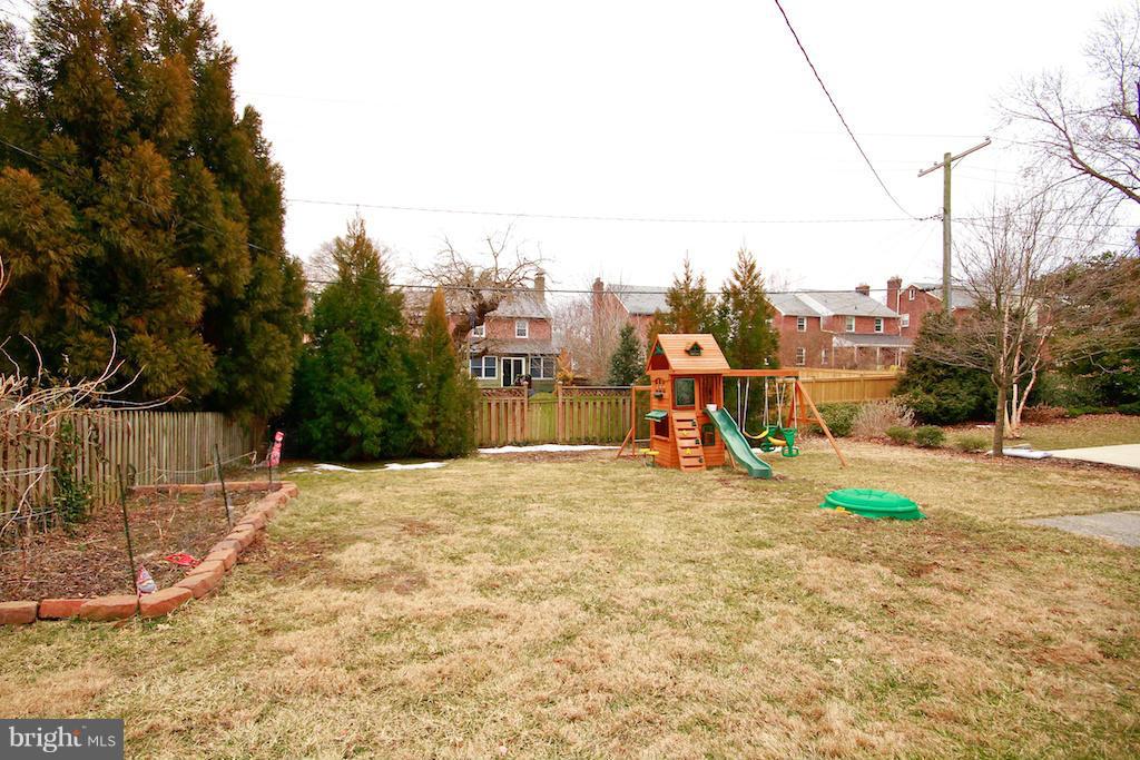 615 Anneslie Road Baltimore, MD 21212 - Photo 26 of 30 Nice Rear Yard