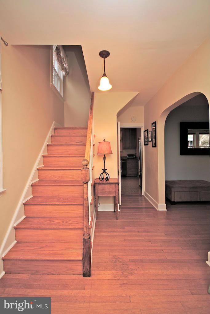615 Anneslie Road Baltimore, MD 21212 - Photo 9 of 30 Foyer