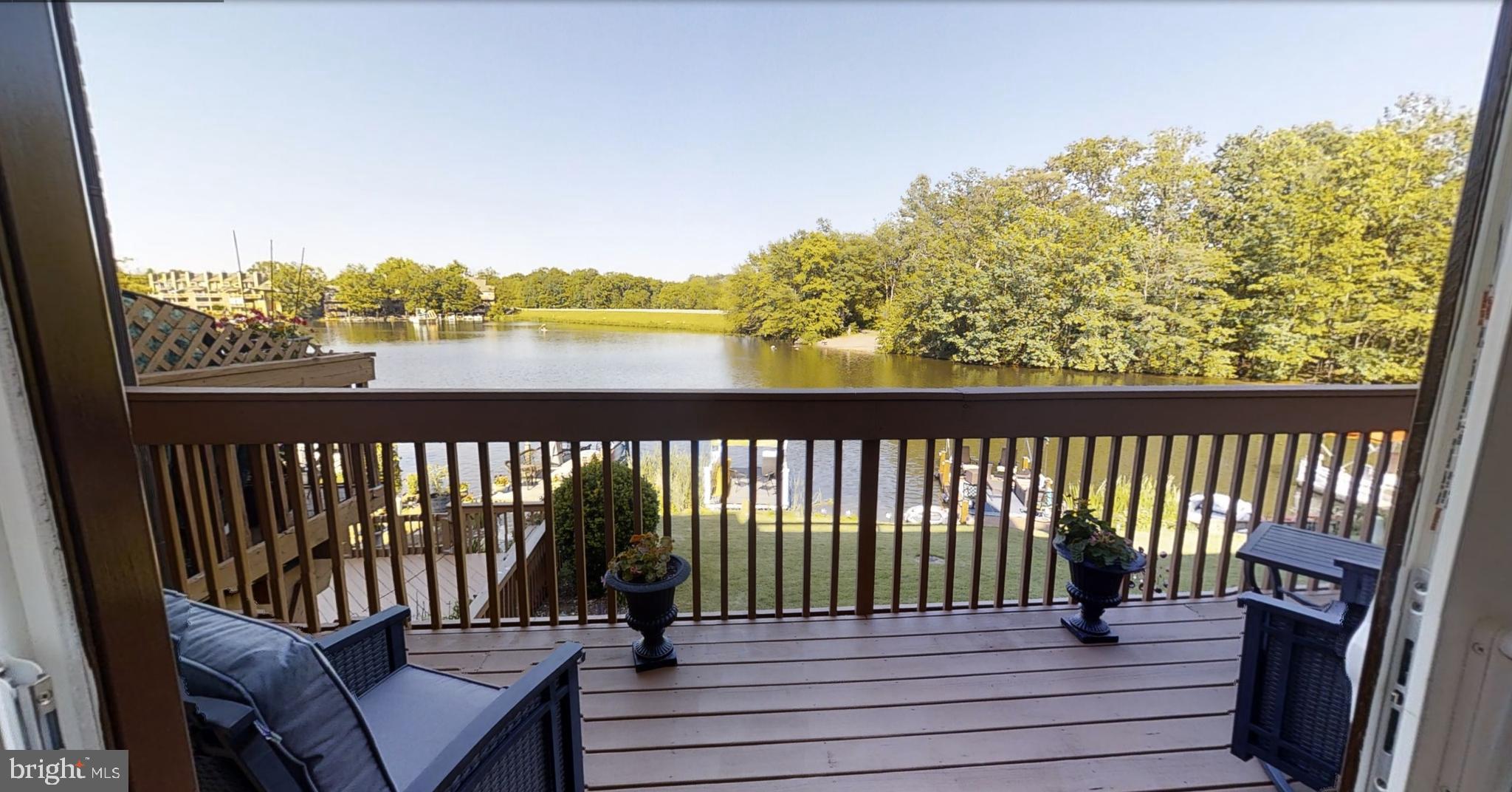 Main Level Deck and stellar Lakeview
