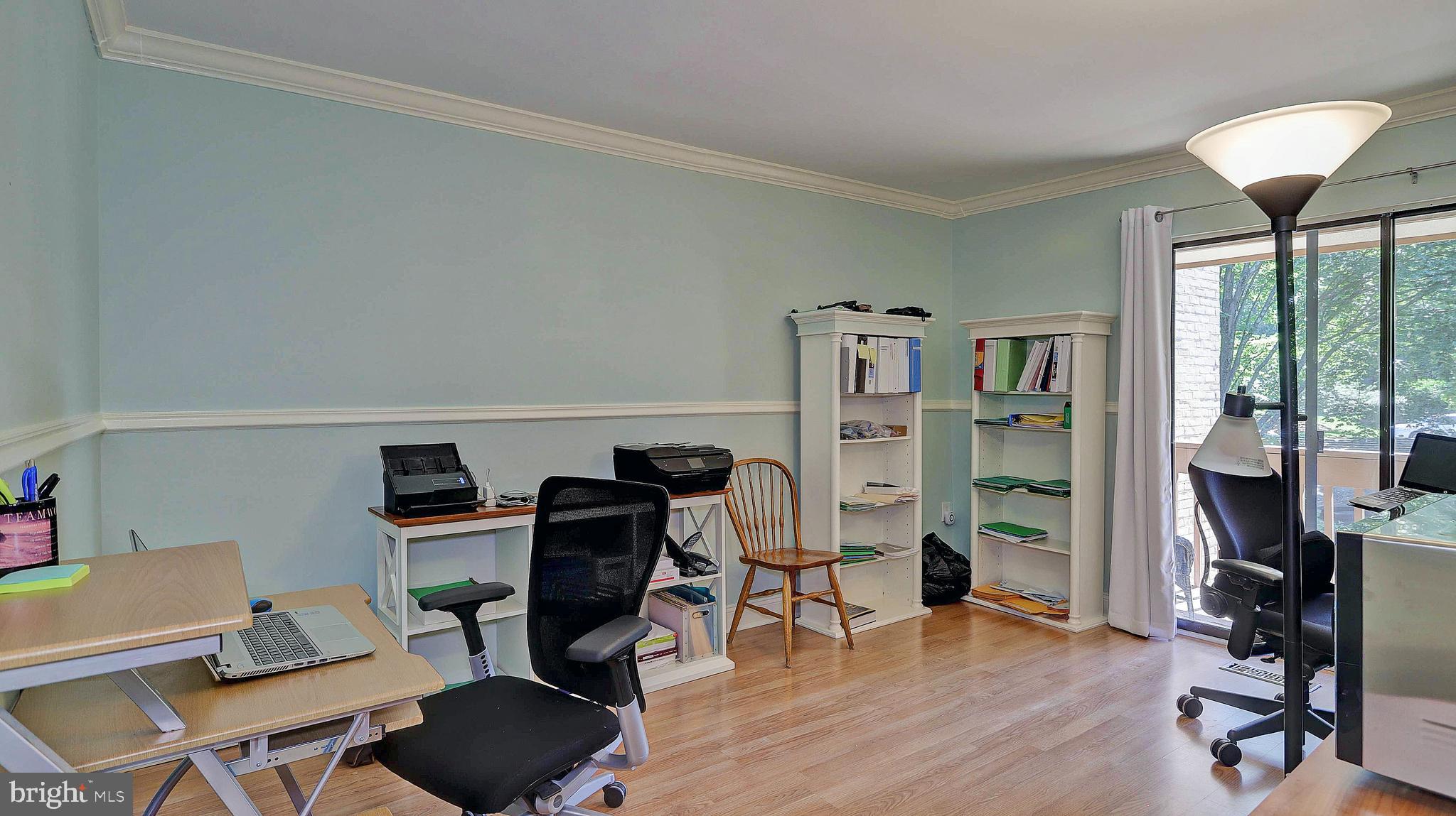 11210 Lagoon Lane Reston, VA 20191 - Photo 40 of 63 2nd bedroom