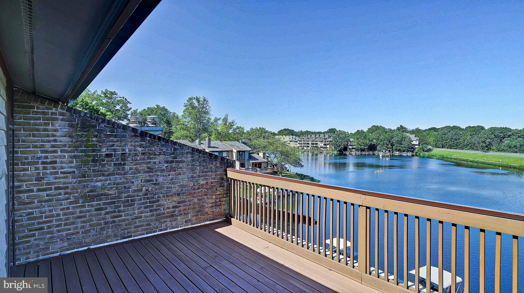 11210 Lagoon Lane Reston, VA 20191 - Photo 43 of 63 4th level Deck