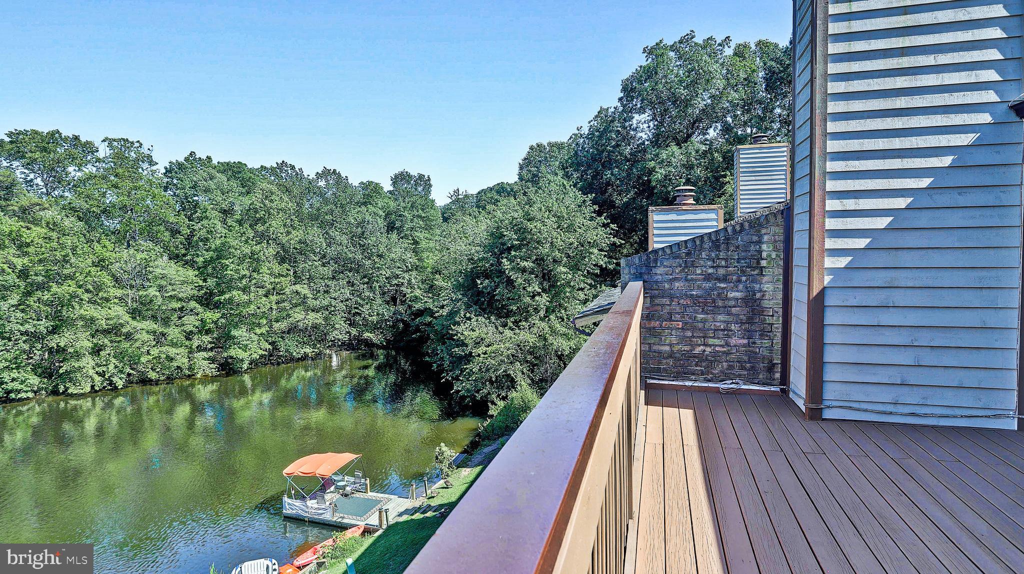 11210 Lagoon Lane Reston, VA 20191 - Photo 51 of 63 4th level deck with view