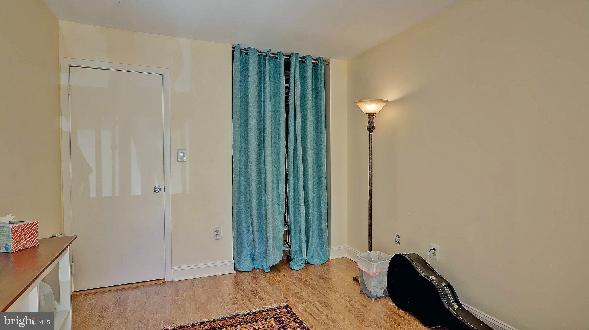 11210 Lagoon Lane Reston, VA 20191 - Photo 61 of 63 3rd bedroom