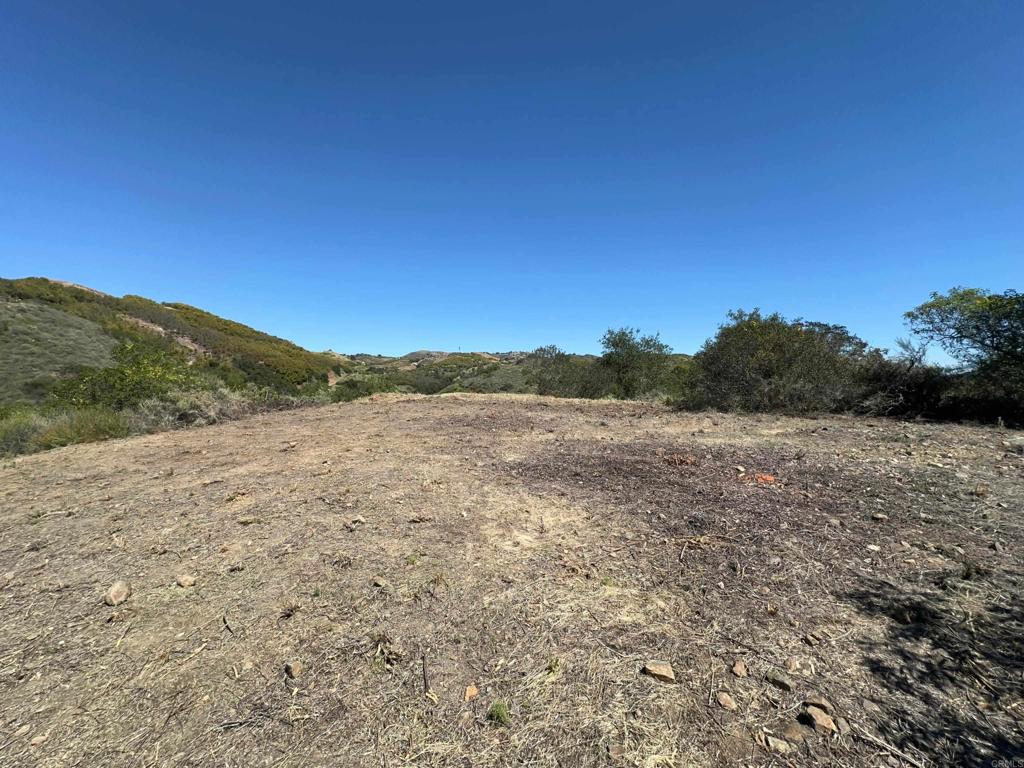 9-10 Calle Cresta Road Temecula, CA 92590 - Photo 8 of 21 a view of mountain view with mountain view