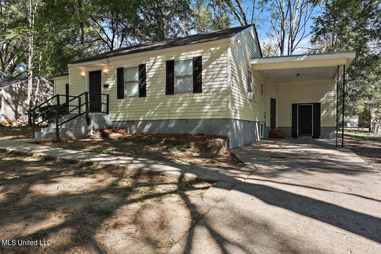 630 Robinhood Road Jackson, MS 39206 - Photo 3 of 25 03-630 Robinhood Rd