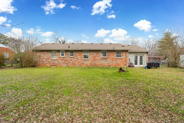 $299,999 | 1610 Bartway Drive, Murfreesboro, TN 37130