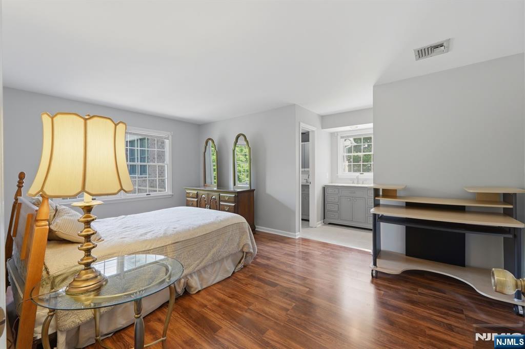 117B South Maple Avenue, Unit 1172 Park Ridge, NJ 07656 - Photo 9 of 21