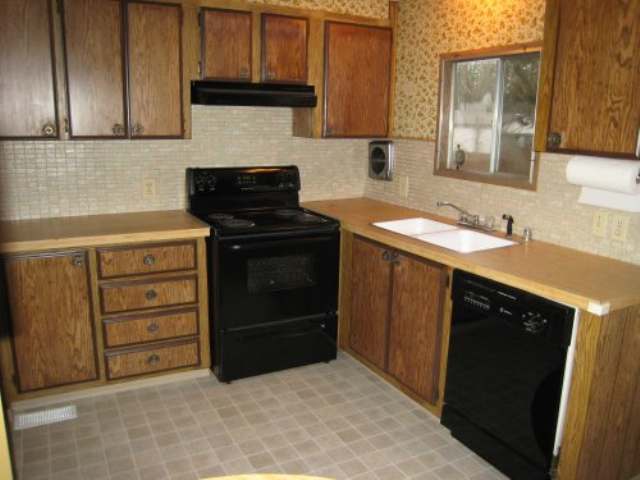 20913 North Shetland Road Colbert, WA 99005 - Photo 2 of 9