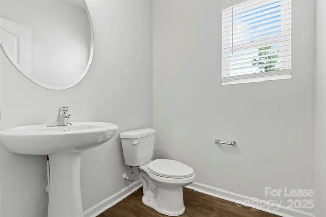 a front view of house with yard