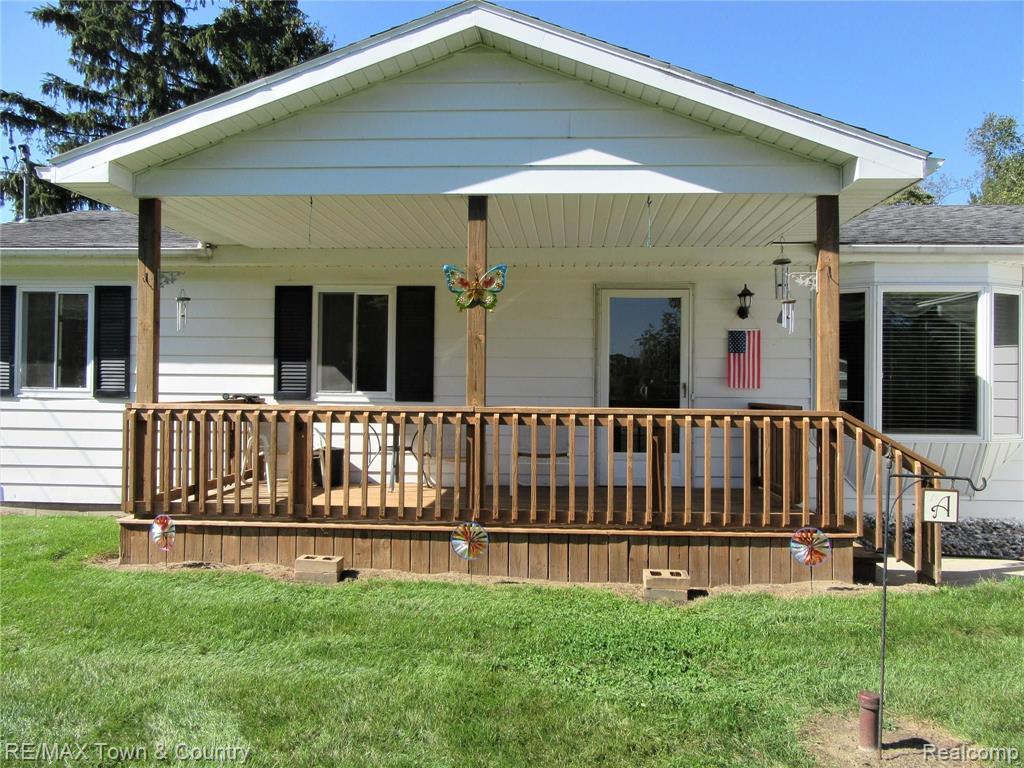 6395 Turner Road Flushing, MI 48433 - Photo 2 of 24