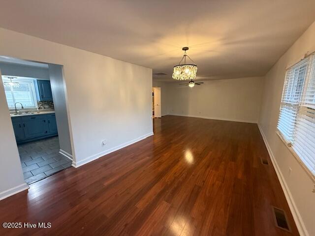 2008 Thompson Drive Newport, NC 28570 - Photo 2 of 17 IMG_2025