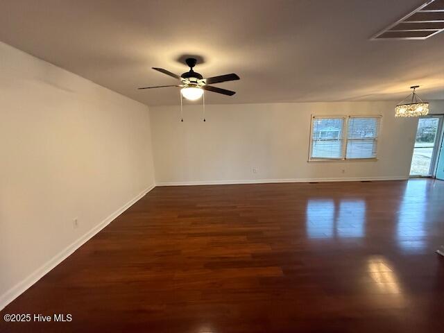 2008 Thompson Drive Newport, NC 28570 - Photo 4 of 17 IMG_2027