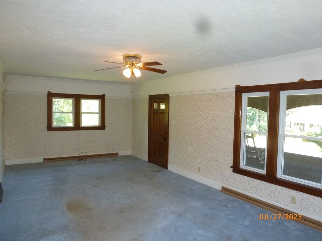 930 Innis St Extension Oil City, PA 16301 - Photo 12 of 40