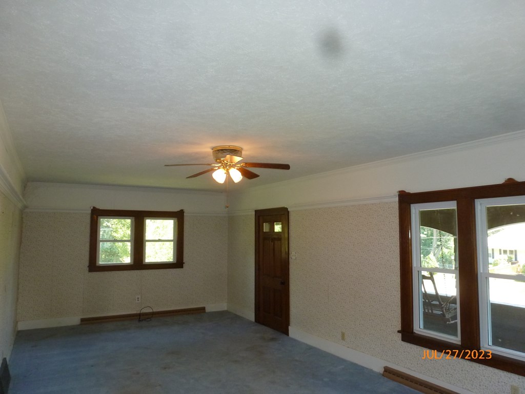 930 Innis St Extension Oil City, PA 16301 - Photo 13 of 40