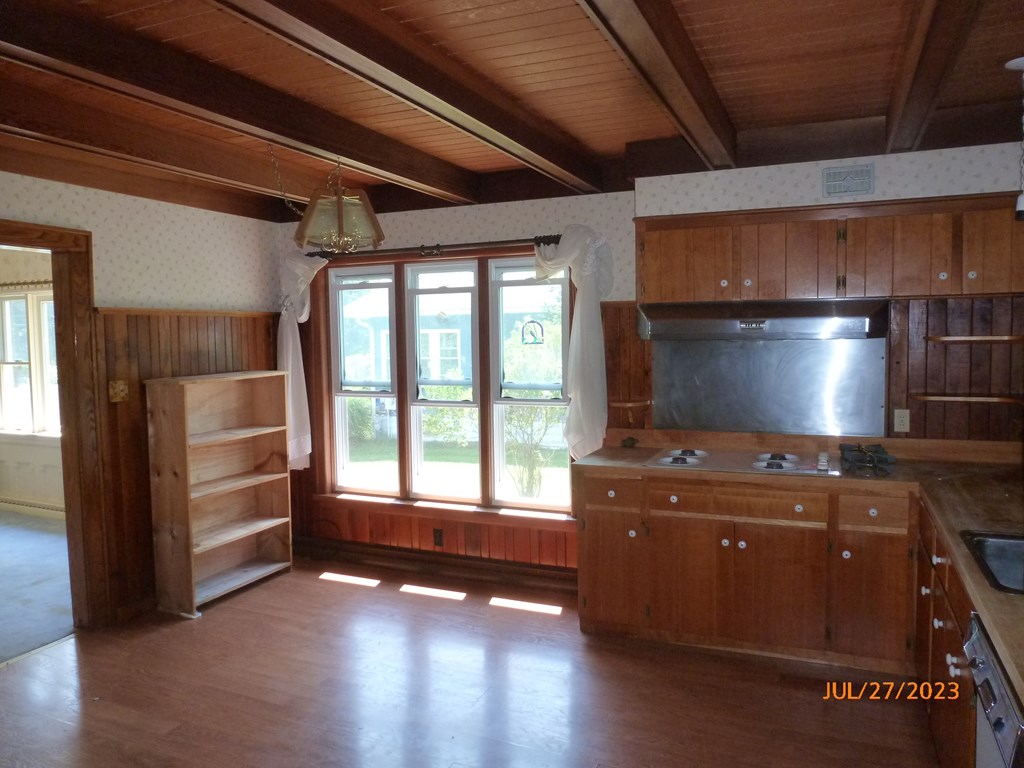 930 Innis St Extension Oil City, PA 16301 - Photo 16 of 40