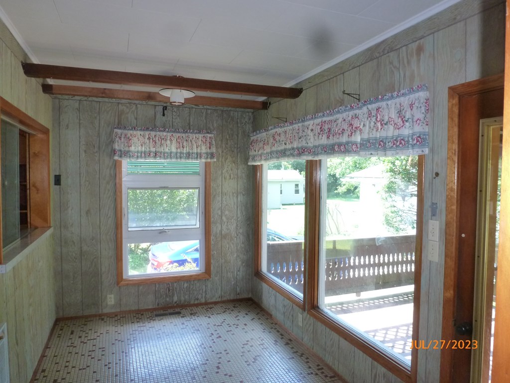 930 Innis St Extension Oil City, PA 16301 - Photo 17 of 40