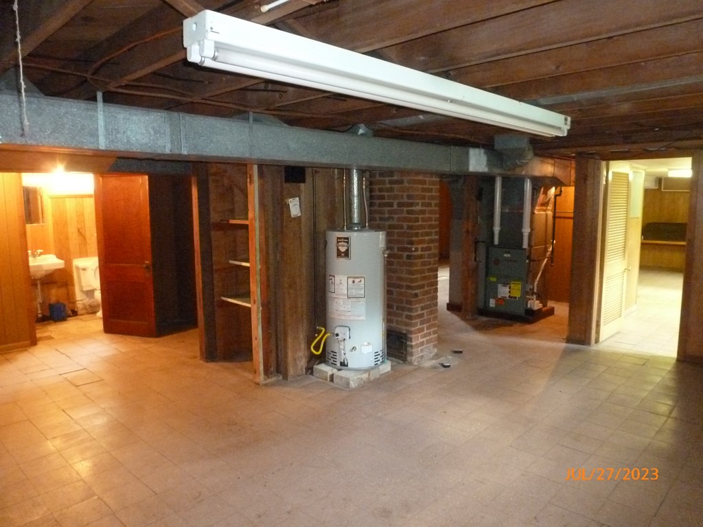 930 Innis St Extension Oil City, PA 16301 - Photo 36 of 40
