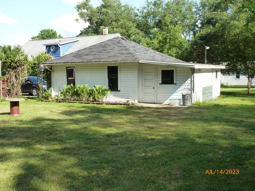 930 Innis St Extension Oil City, PA 16301 - Photo 4 of 40