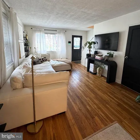$3,200 | 4334 Martin Luther King Jr Avenue Southwest, Washington, DC 20032