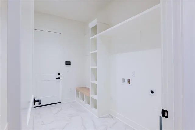 $1,000,400 | 2852 West 133rd Terrace, Leawood, KS 66224