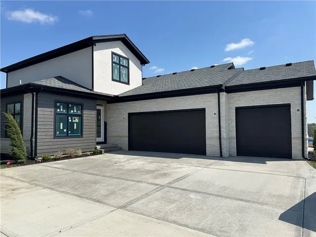 $1,000,400 | 2852 West 133rd Terrace, Leawood, KS 66224