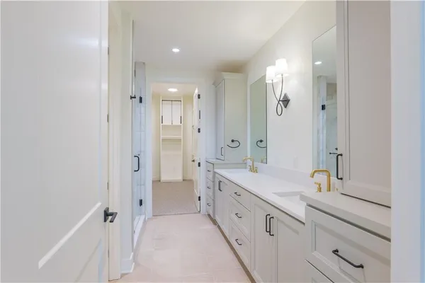 $1,000,400 | 2852 West 133rd Terrace, Leawood, KS 66209