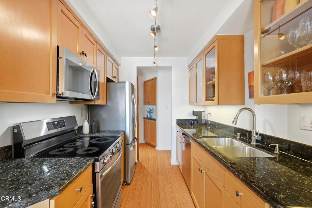 2901 Peninsula Road, Unit 245 Oxnard, CA 93035 - Photo 11 of 40