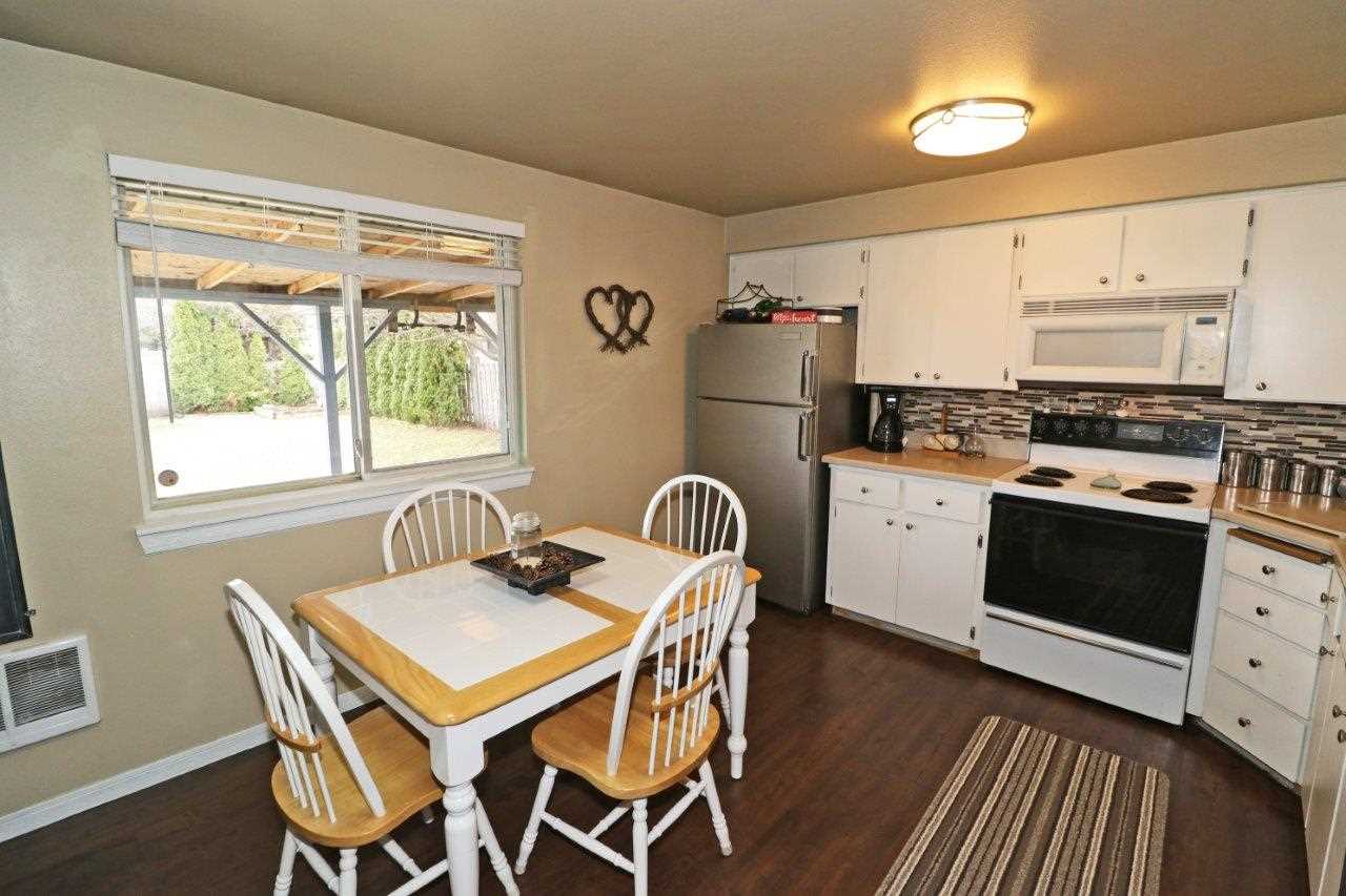 5522 North Farmfield Road Newman Lake, WA 99025 - Photo 7 of 20 Gallery Image 7