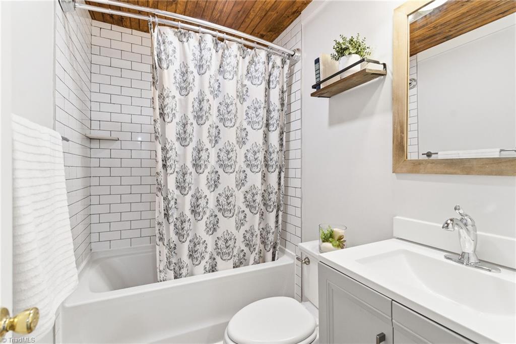 1104 Grove Lane Graham, NC 27253 - Photo 21 of 26