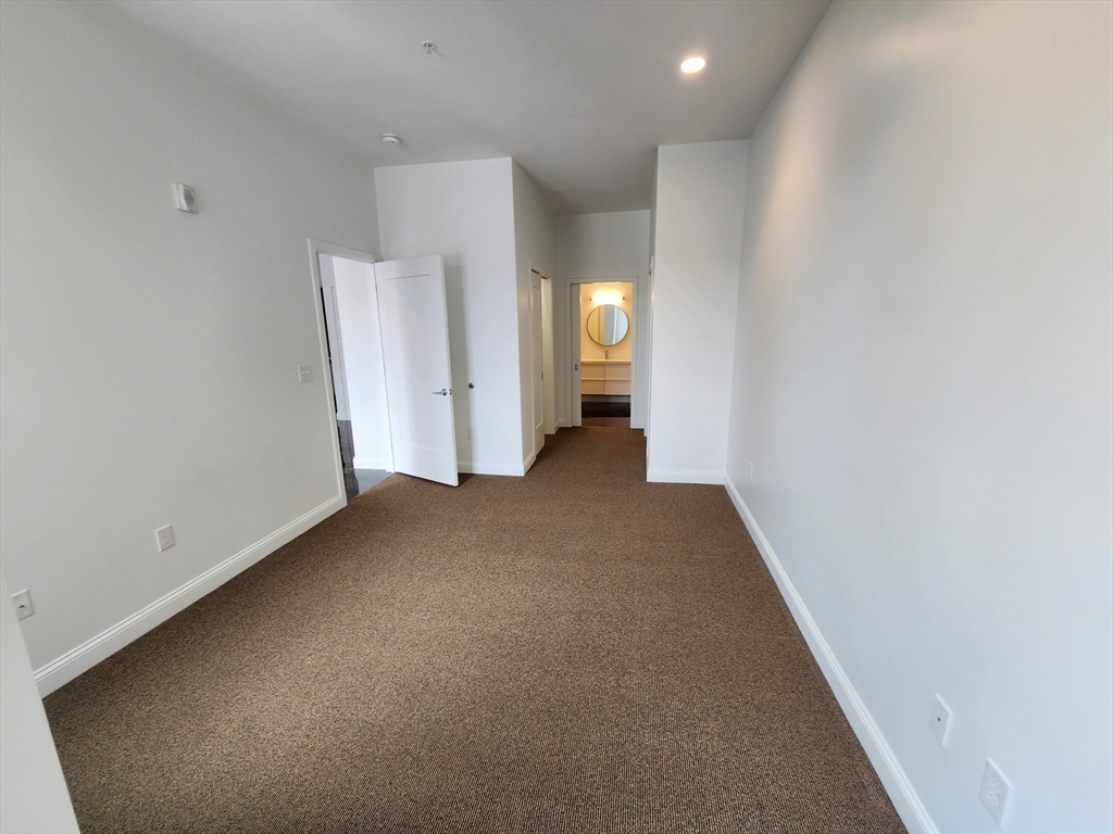 10 Front Street, Unit 305 Weymouth, MA 02188 - Photo 10 of 26