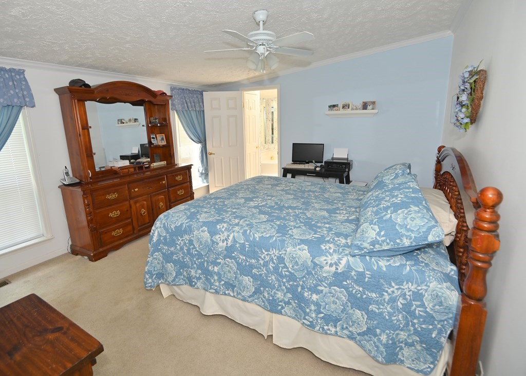43 Longboat Road Wareham, MA 02576 - Photo 11 of 24 Gallery Image 11