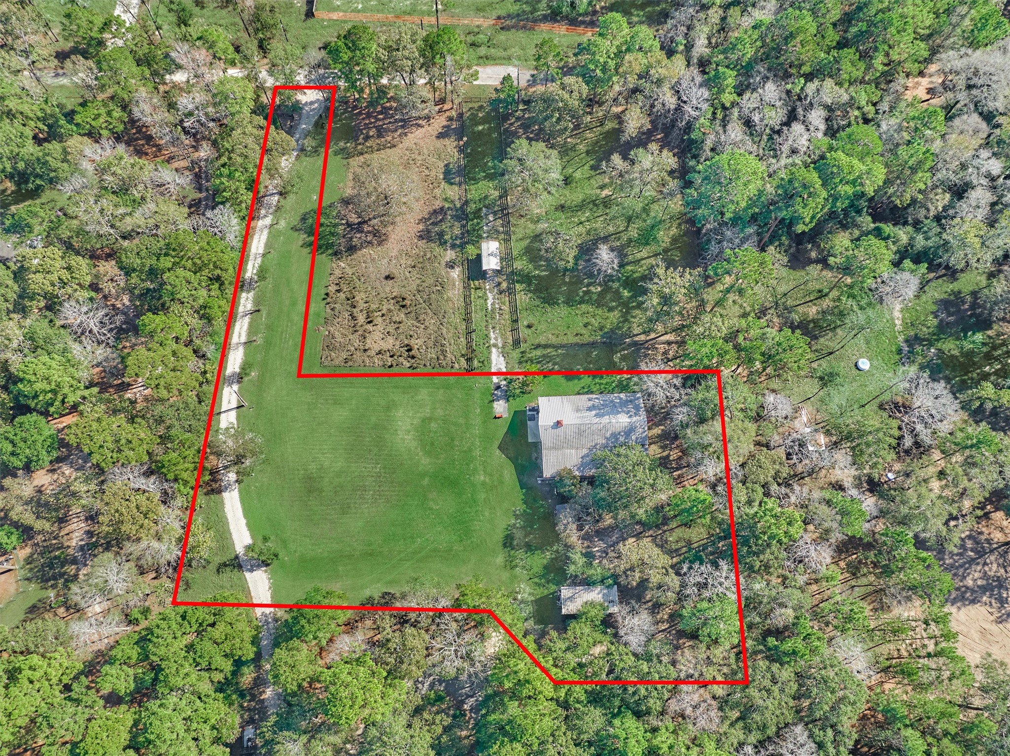 Build your dream home on 1.5 acres just minutes from The Woodlands, hospital district, shops/dining, and Lake Conroe!