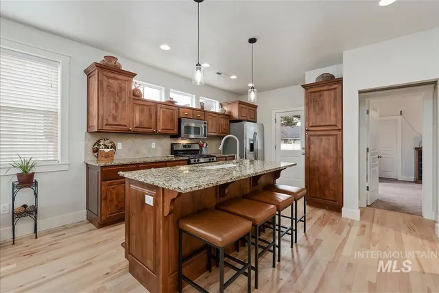 $540,000 | 5998 North Willowdale Lane, Garden City, ID 83714