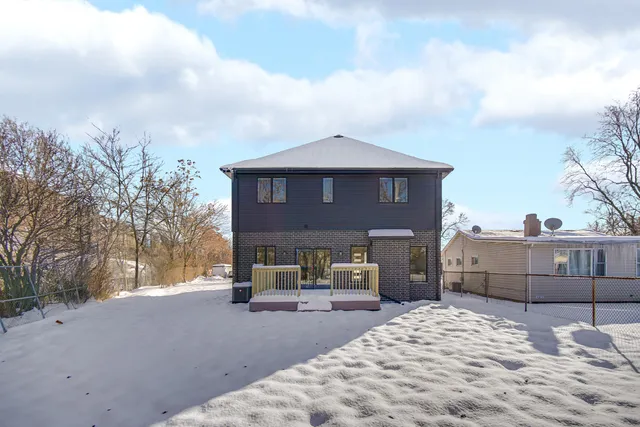 $499,000 | 6532 West 112th Street, Worth, IL 60482