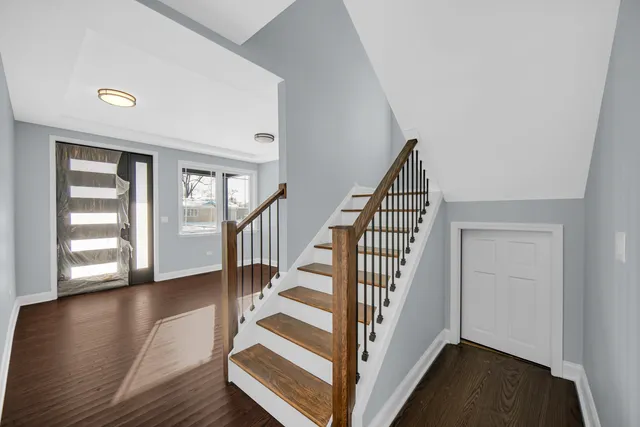 $499,000 | 6532 West 112th Street, Worth, IL 60482