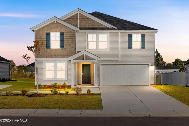 $360,360 | 624 South Squires Run Lane, Richlands, NC 28574