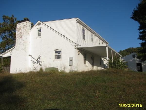 270 Valley Road Hardy, VA 24101 - Photo 5 of 10 IMG_4521_019