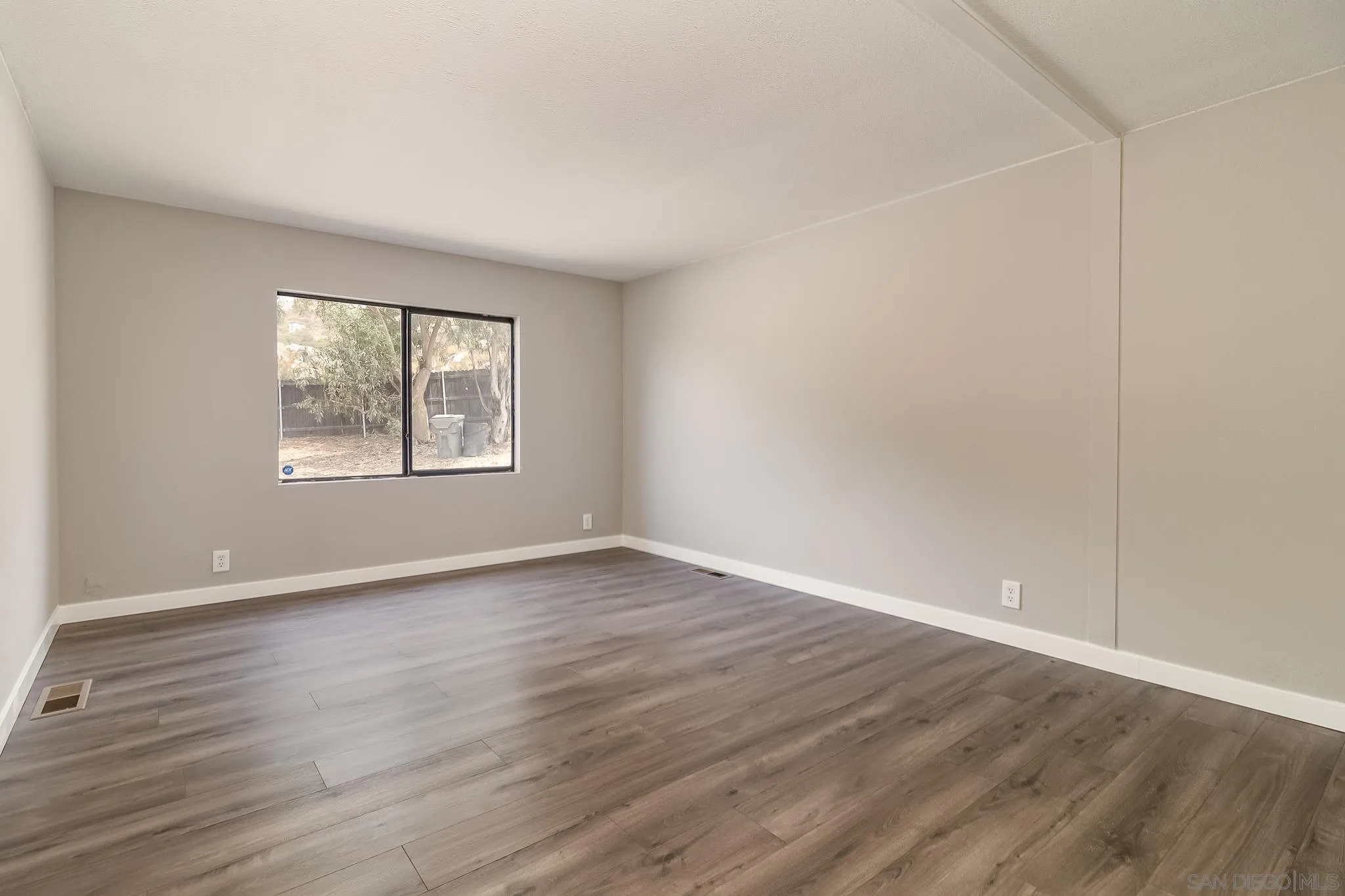 31685 Ruth Lane Homeland, CA 92548 - Photo 17 of 36 Gallery Image 17
